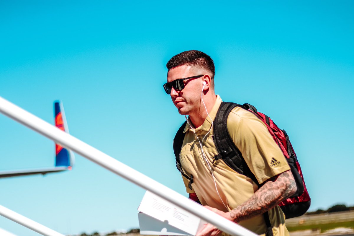 TX 🛫 LA

#TEAM  #EatEmUp