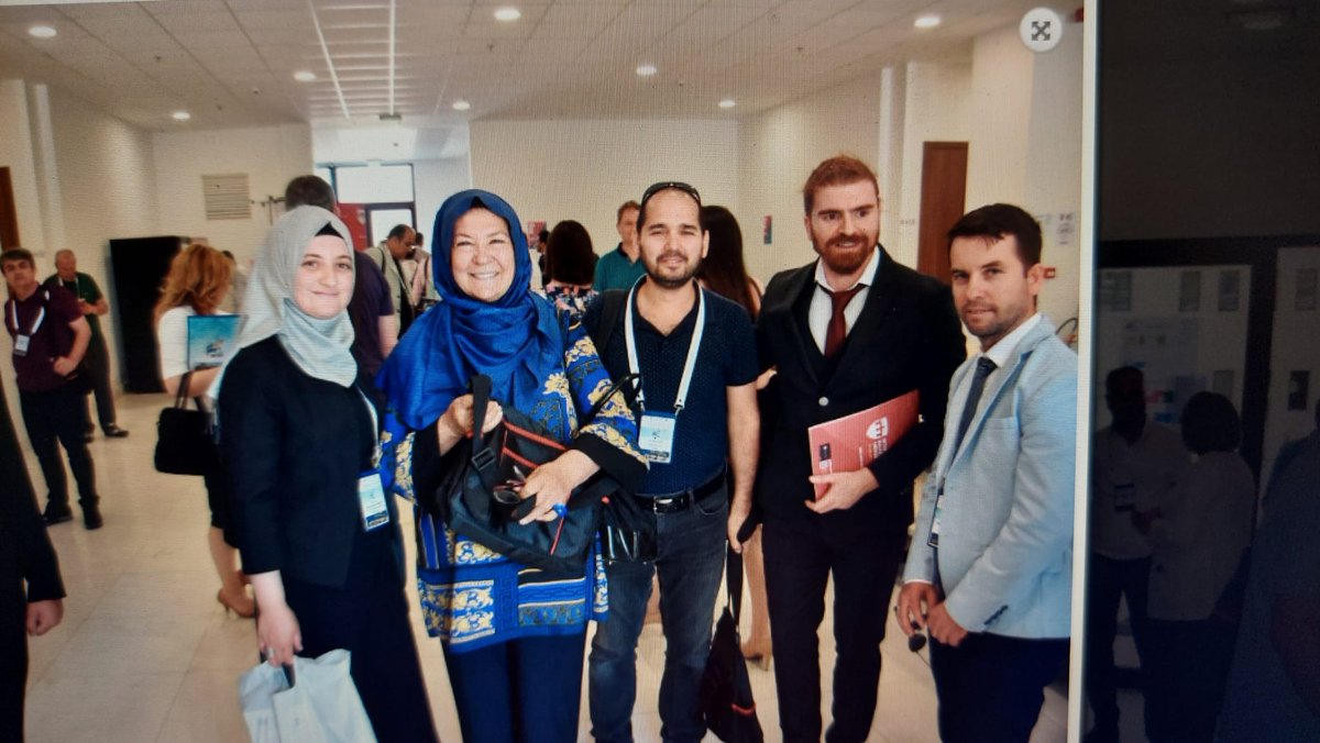 INCSOS1's tweet photo. Maşallah Nar bizim için Kudüs, Buhara ve Üsküp'te kardeş, yoldaş, zor zamanların koordinatörü ve sunucusuydu. Kendisinin de gönlü ve ruhu İslam medeniyetinin bütün köşeleriyle hemhal idi. Rabbimden ailesine ve sevenlerine başsağlığı diliyoruz. https://t.co/NeL0GpLkp7