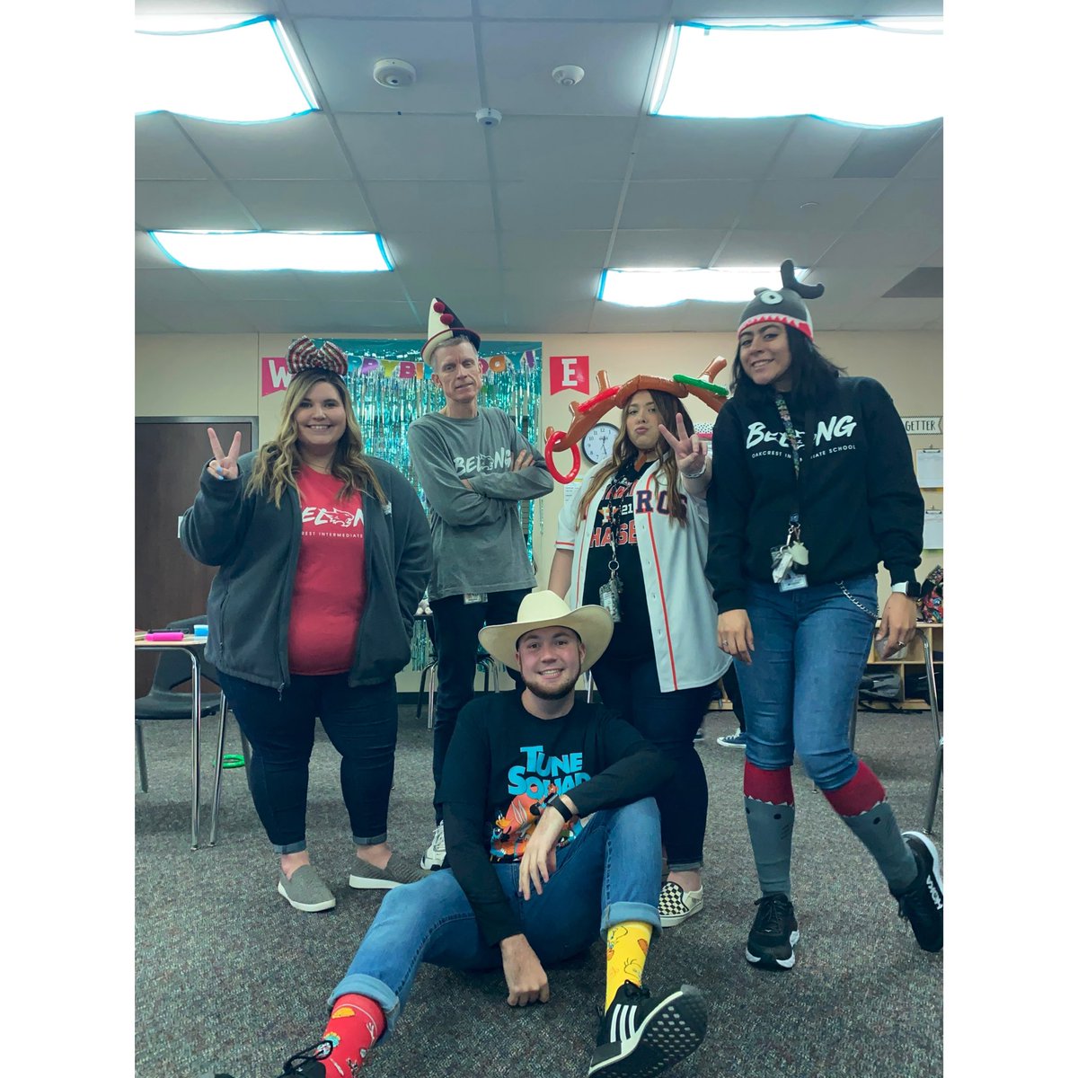 Shay Newton (@snewt5) on Twitter photo Wrapping up red ribbon week with the best team in town!❤️
#RedRibbonWeek2021 #crazyhat #teamtomball <a href="/TISDOIS/">Oakcrest Intermediate</a> Wrapping up red ribbon week with the best team in town!❤️
#RedRibbonWeek2021 #crazyhat #teamtomball <a href="/TISDOIS/">Oakcrest Intermediate</a>