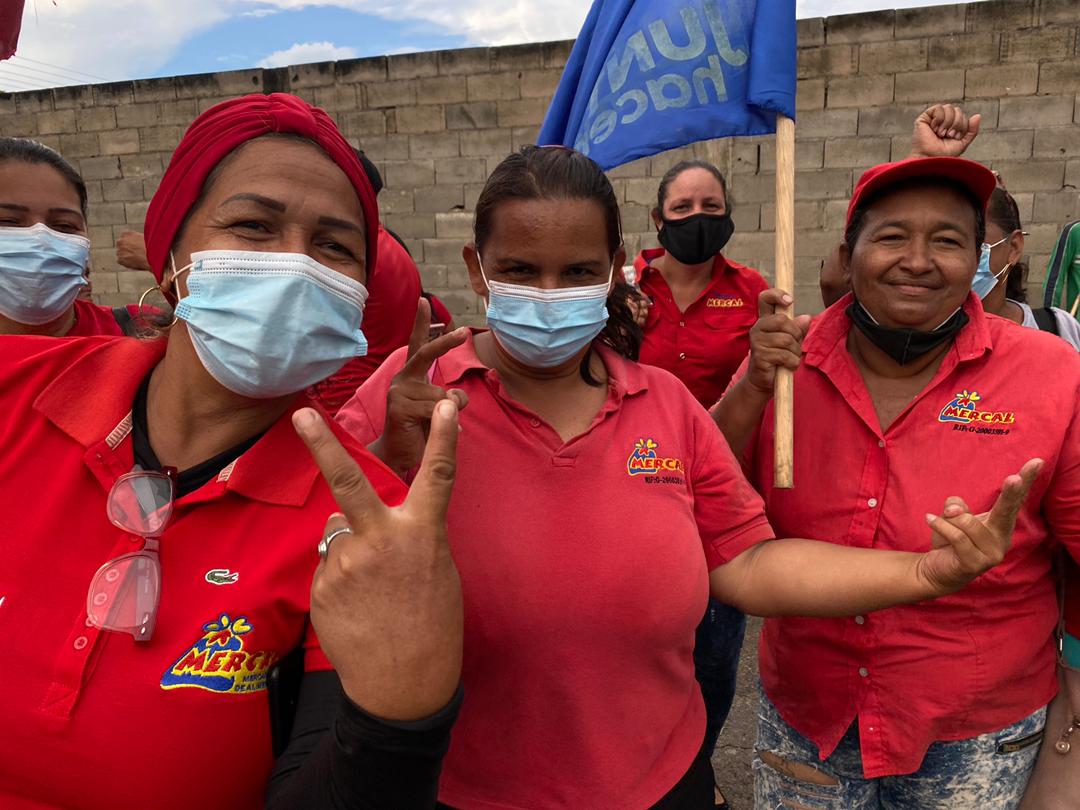 OviedoPSUV's tweet photo. Estamos contigo en las buenas, en las malas y en las mejores porque unidos podemos hacer grandes cosas. ¡Caroní tiene con qué!

#EnTuRostroLaHistoria
#VamosCiudadGuayana https://t.co/Bt2D2H2Wht
