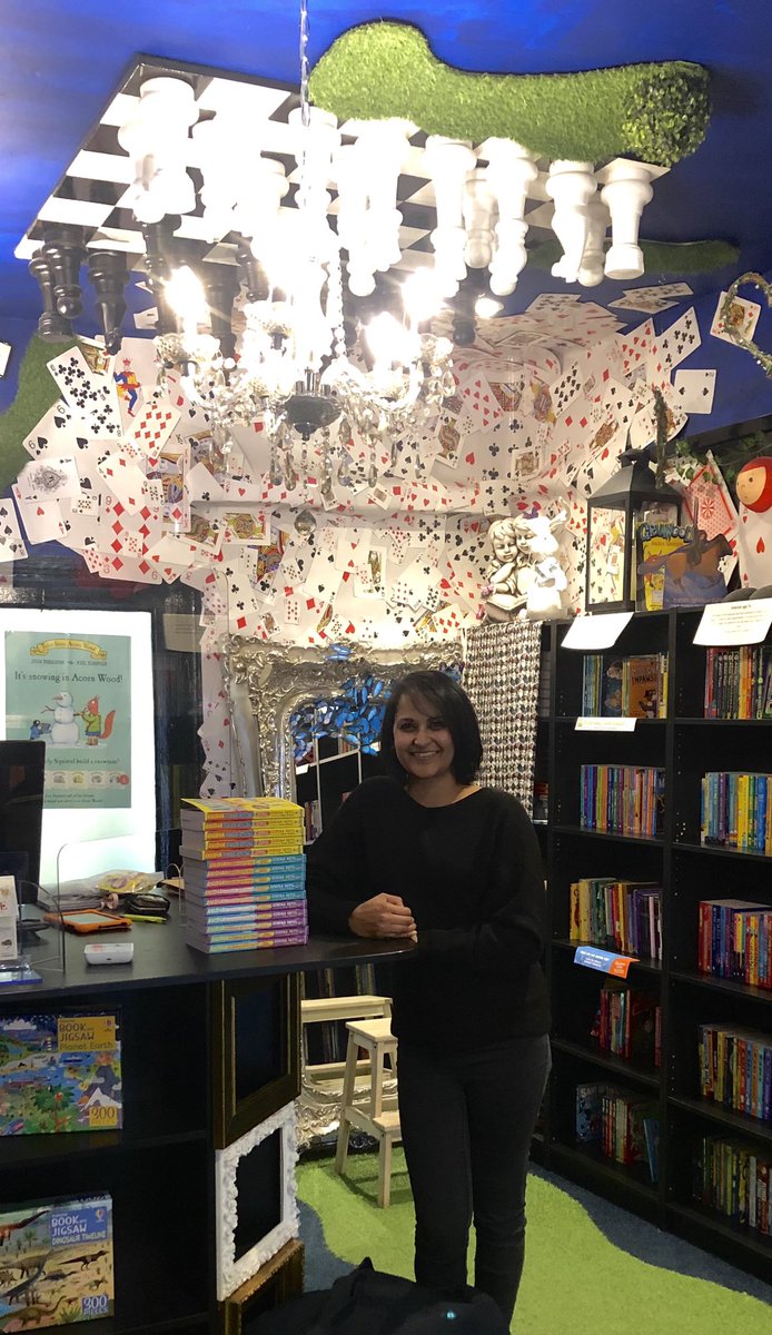 SerenaKPatel's tweet photo. Had the best day with @nnlitfest @Wonder_Bookshop and the most wonderful families who came along to the event. Loved being in the bookshop too, it’s so gorgeous! 😍 https://t.co/ObEH9EZeEL