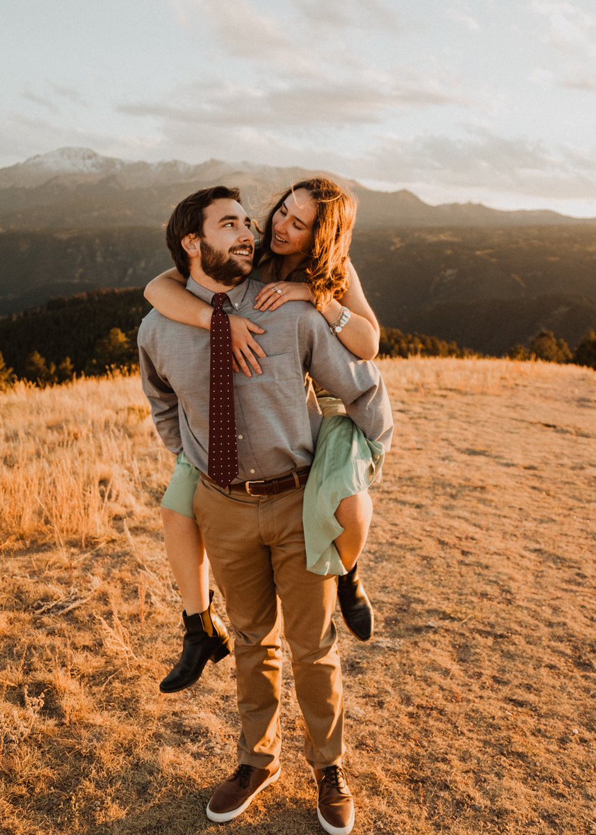 lacia_leah's tweet photo. engaged, with dog, &amp; venue booked🤍 https://t.co/UJf7C1rTJt