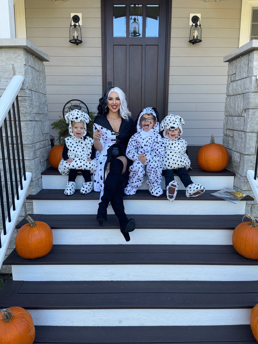 randypuig's tweet photo. Happy Halloween 🎃 https://t.co/91znpAqVDP