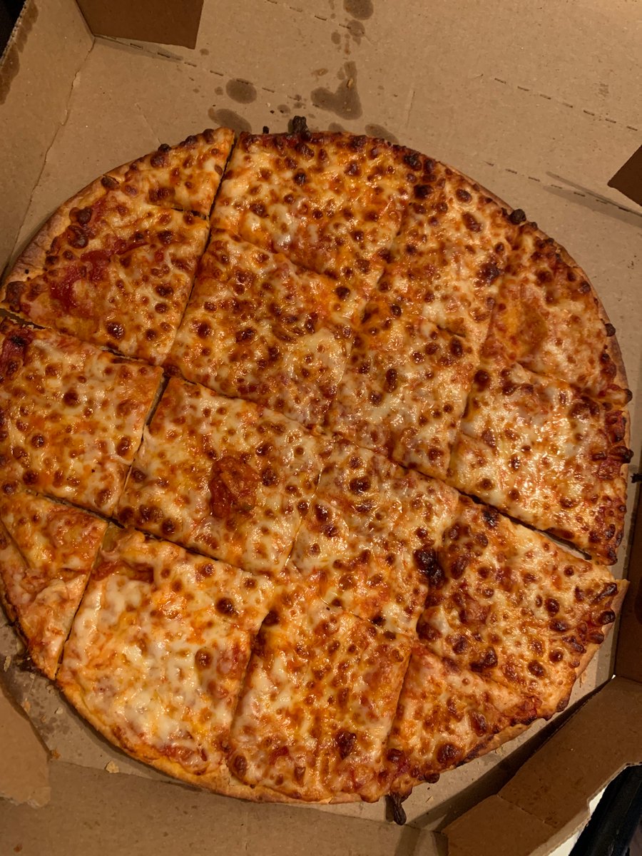 MurilloNoreen's tweet photo. #FREESNOTFEES #SWEEPSTAKES @dominos https://t.co/U0TBIJEs1c
