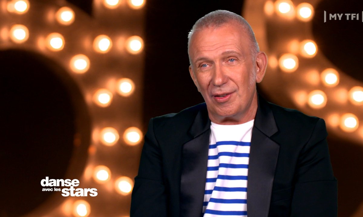 mateosurtw3tter's tweet photo. Une semaine de plus où je me demande qu’est-ce que Jean-Paul Gaultier fait dans le jury de #DALS #DALS11 https://t.co/EsfNTFqaEb