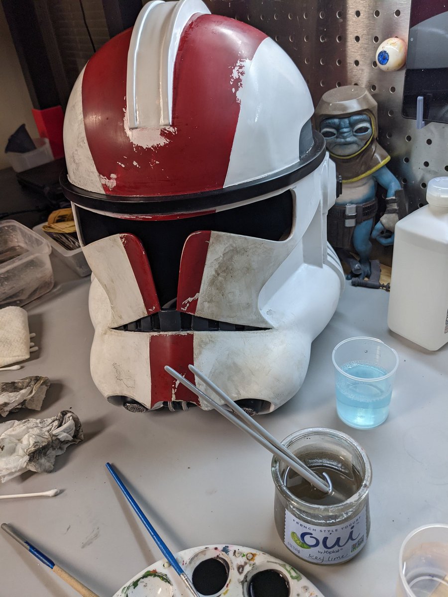 MantaCreations's tweet photo. Adding weathering, dirt, and scorch effects to #StarWars Clone Trooper V2 #3dprinted helmet #3Dprinting https://t.co/sr4fljEKlR