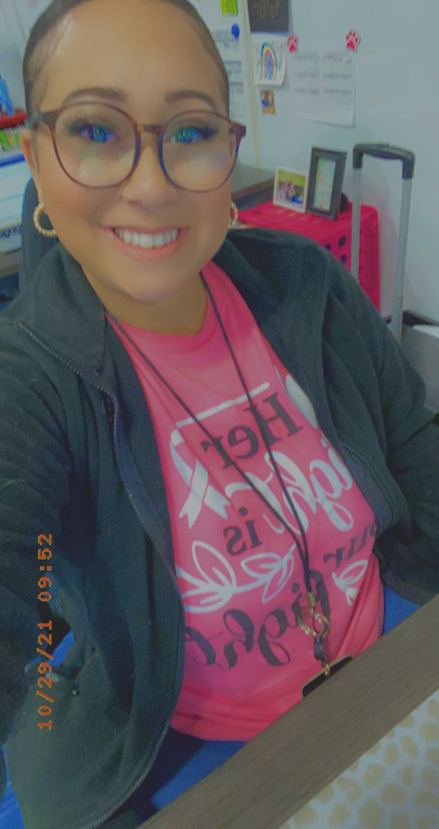 lisastewardRISD's tweet photo. Today I am with @itsSNOlit as she continues to stay strong and fight! We โค๏ธ you! #WithKell #risdlitandint #RISDPowerofLove #BreastCancerAwarenessMonth #TRAinRISD https://t.co/KYv8RvvlNj