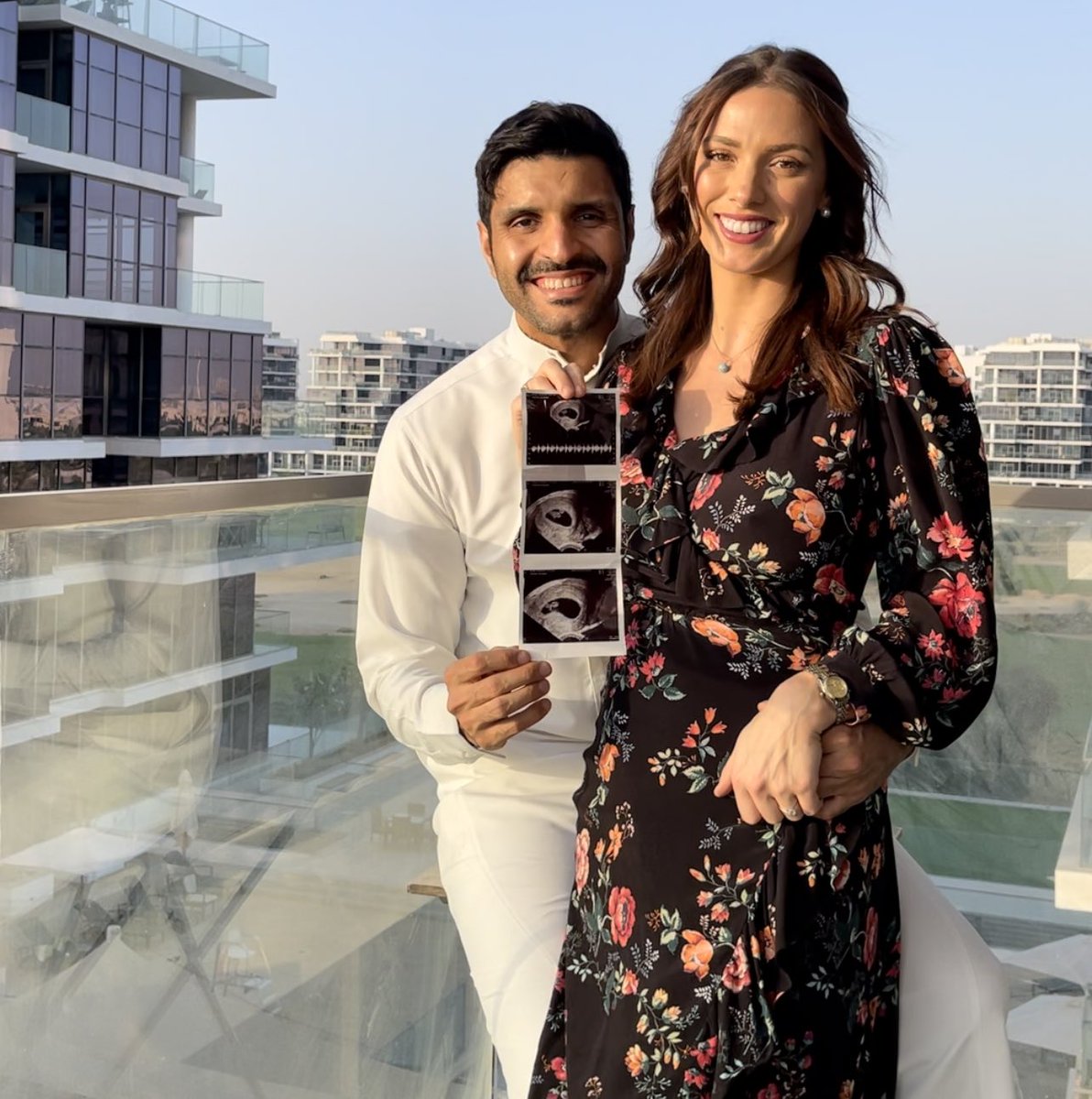 AliAlmeshaal's tweet photo. Dear prime minister, I’m writing to you and honourable Sean Fraser as a last resort to plea for the approval of my Canadian visitors visa to join my 36 week Canadian pregnant wife
@JustinTrudeau 
@SeanFraserMP 
@JacquelynMay20 https://t.co/7nrCxUOnXj