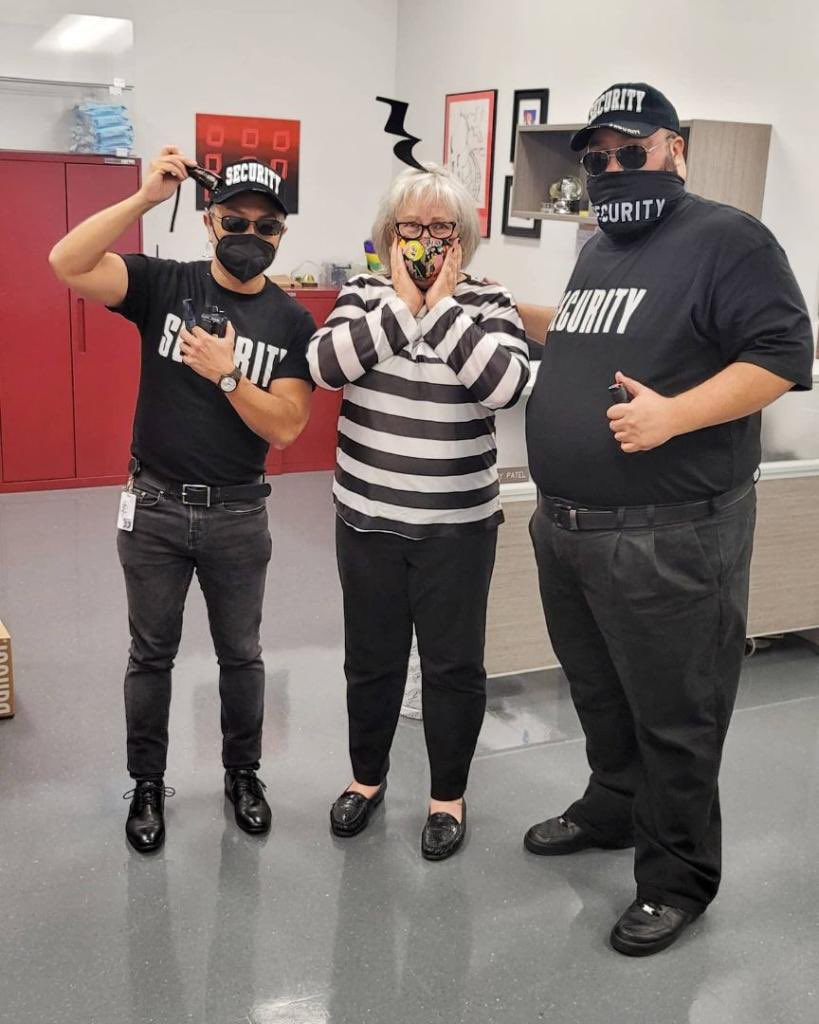 life_of_tellez's tweet photo. Nothing beats @HSPVA Halloween! https://t.co/Sxb7c54L4X