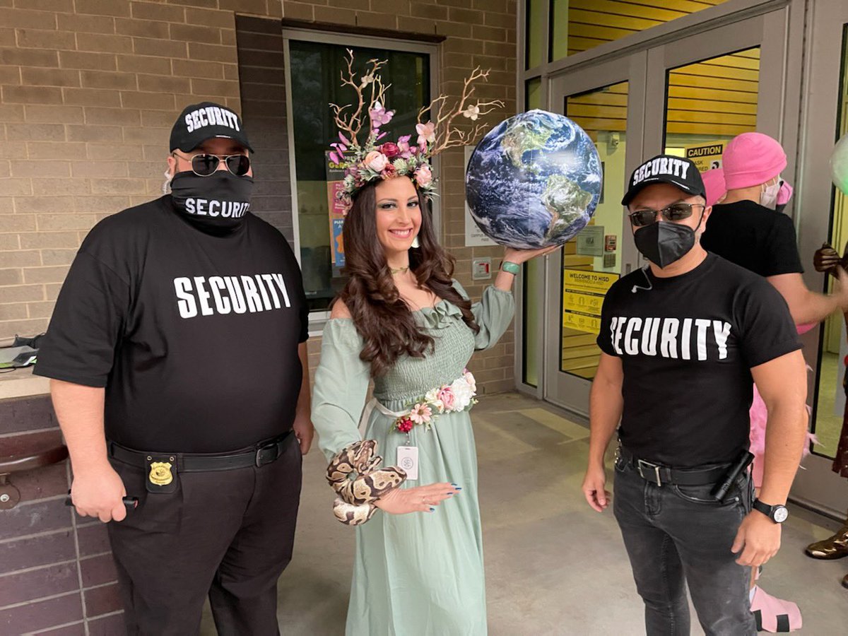 life_of_tellez's tweet photo. Nothing beats @HSPVA Halloween! https://t.co/Sxb7c54L4X