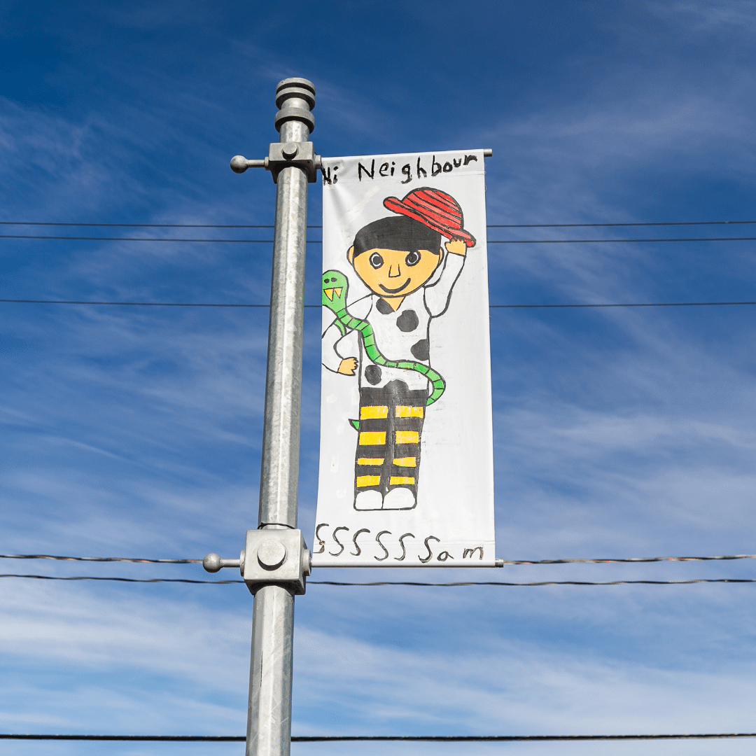 Hi Neighbor! 🐍 😀

🌐 - transconabiz.ca