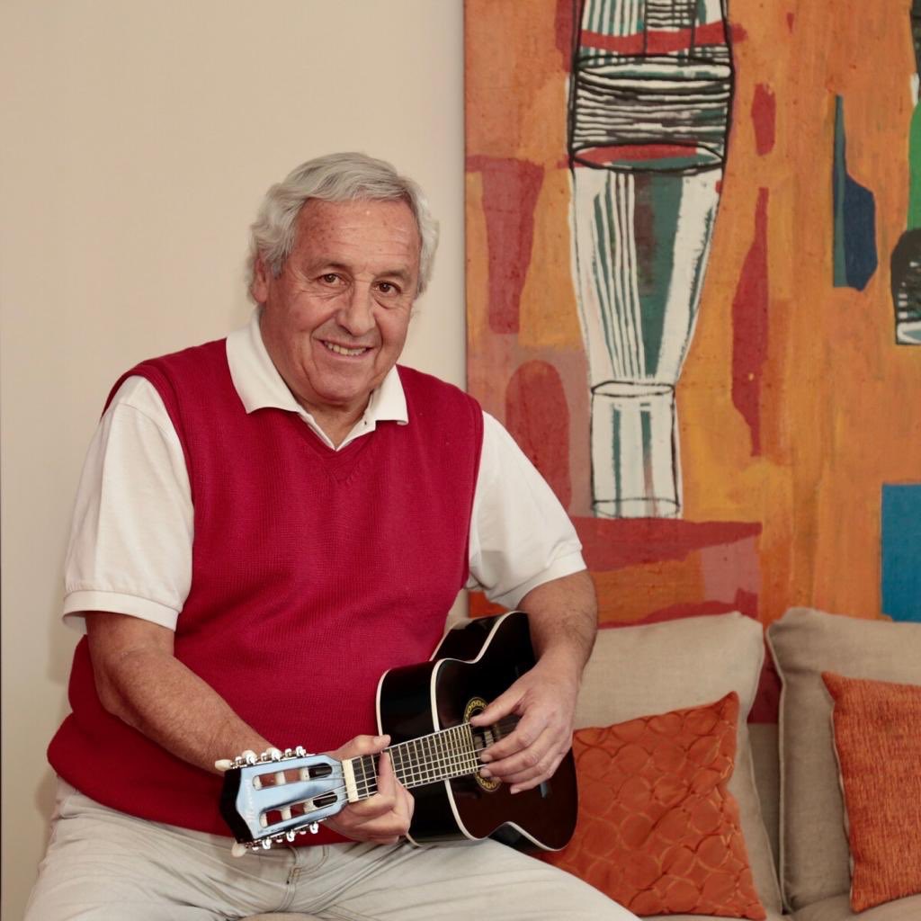 20hr, Historias del futuro en El Conquistador fm, esa música que bailamos y cantamos. Los grandes desafíos de Chile en el mundo, buena conversa, los espero. elconquistadorfm.net