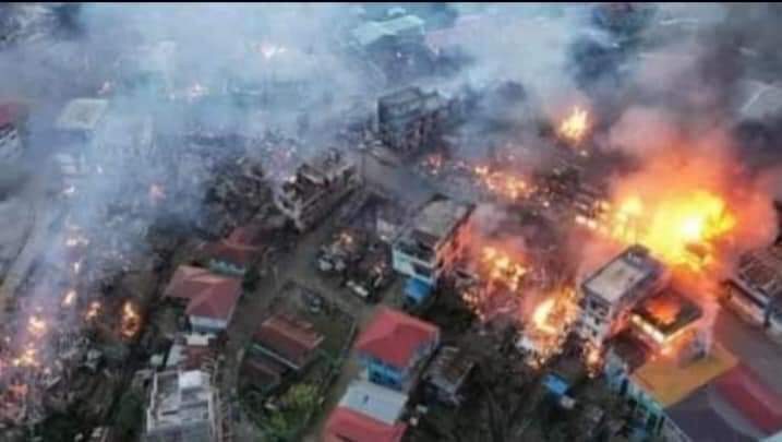 august_hmue's tweet photo. BREAKING NEWS: The military junta has burned down the Christian building of COTR( Church on The Rock) – Thantlang, Chin State, along with Thantlang Baptist Church-TBC’s four storey office building. 1/3
#WhatsHappeningInMyanmar
#Oct29Coup
#PrayforChinState
#PrayForThantlang https://t.co/OuZ2y2PIXn