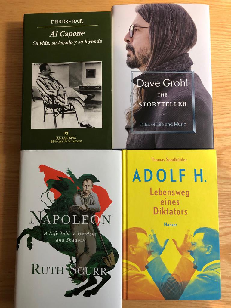 deoidas1's tweet photo. @goodreads I haven’t decided yet which of these bios i should start with. https://t.co/2RgXpSCn3X