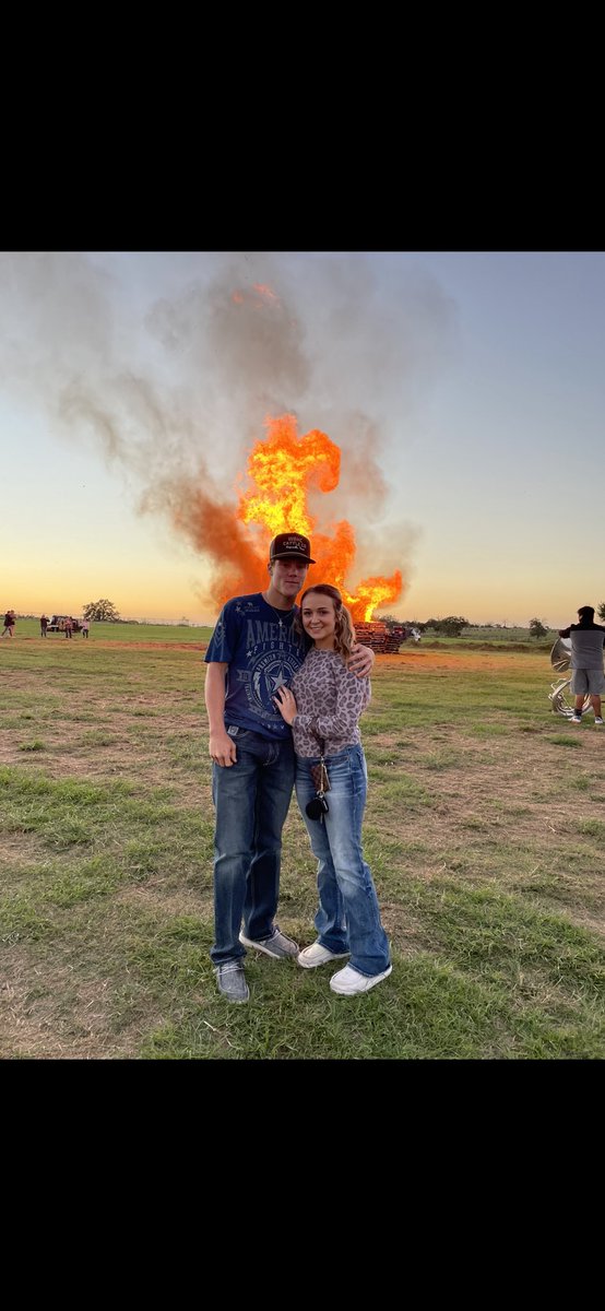 Spending time and making memories with you are my favorite things to do.❤️