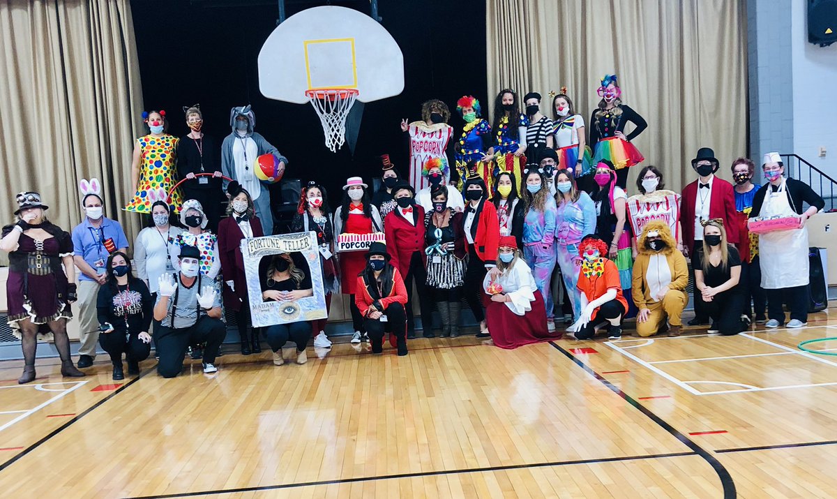 The Circus is in Town!! School 9 is ready to celebrate Halloween! <a href="/School9Bulldogs/">School Nine Bulldogs</a> <a href="/CliftonSupt/">Danny A. Robertozzi, Ed.D.</a>