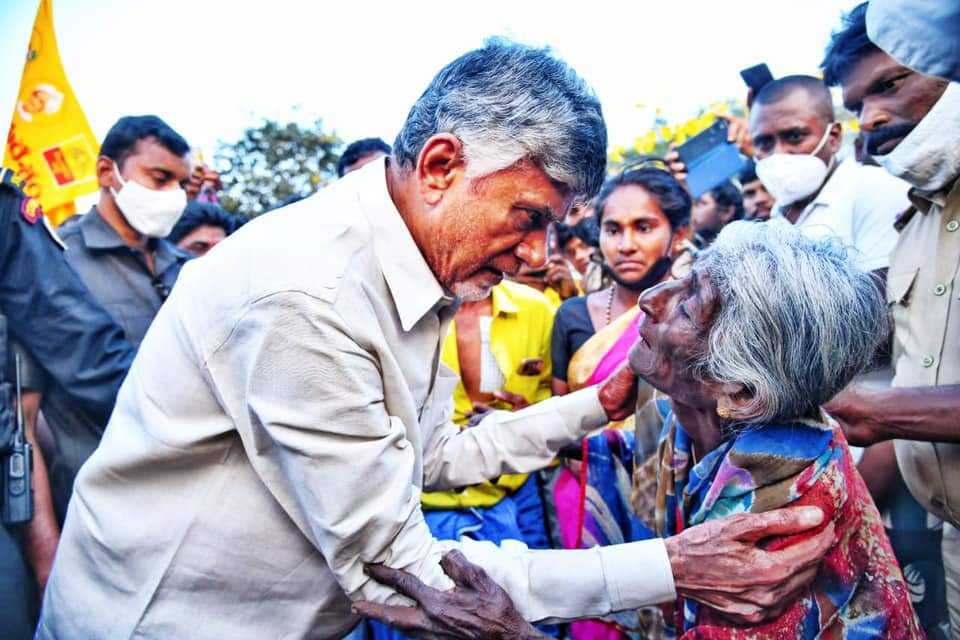 FC4EIFCUUA04qtK?format=jpg&name=medium