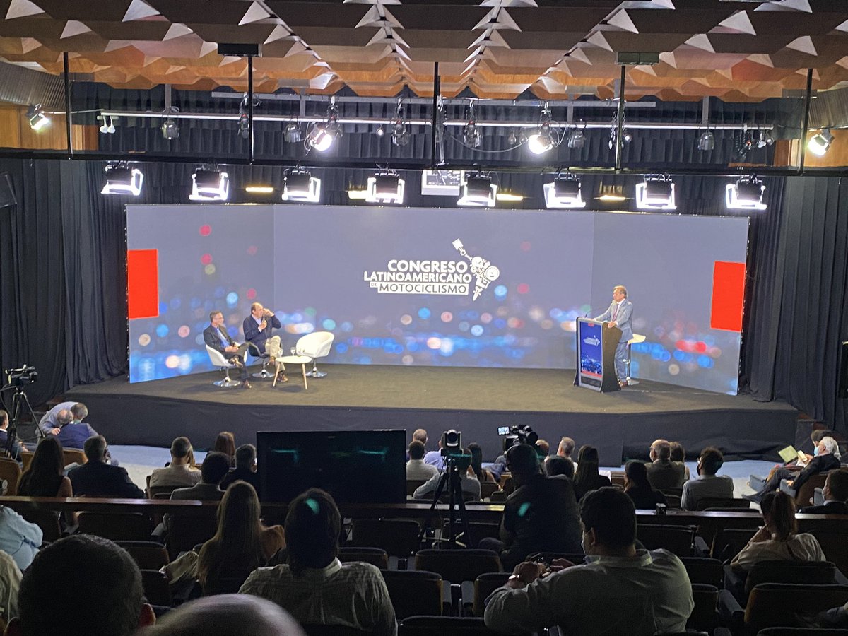 CongresoMotoLA's tweet photo. Les compartimos un resumen en imágenes de lo que fué el Día 1 del Congreso Latinoamericano de Motociclismo 🙌

Seguimos trabajando para generar nuevas oportunidades que garanticen la sostenibilidad del motociclismo✔️

¡Muchas gracias a todos por participar! https://t.co/Djct9h6CdR