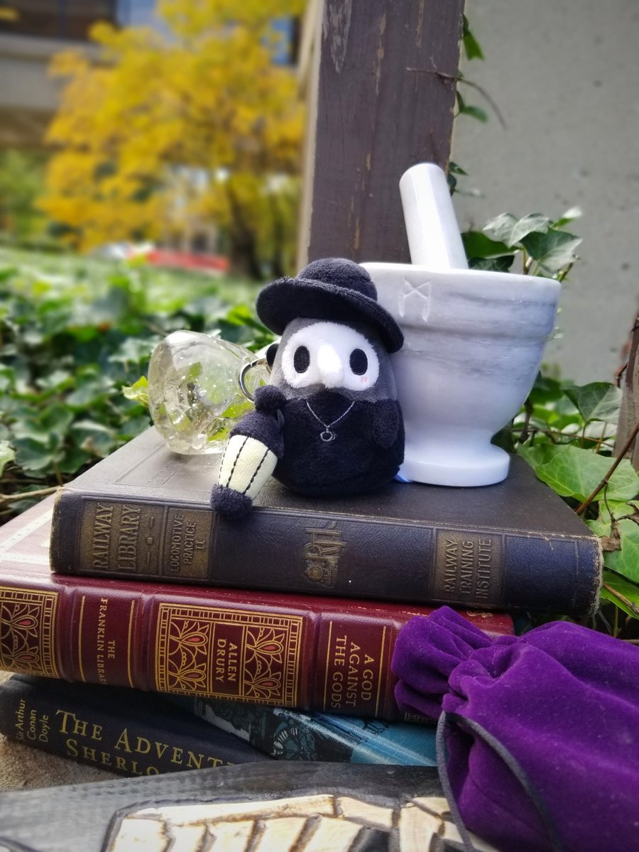 LCCBookstore's tweet photo. New at the bookstore! Squishable Plague Doctors and Plague Nurses keychains are here to be the cutest of study buddies no matter if your major is magical or mundane! Grab one or the pair today
#lccbookstore #bookstore #keychain #plaugedoctor #plaugenurse #squishables https://t.co/SS5Y10brto