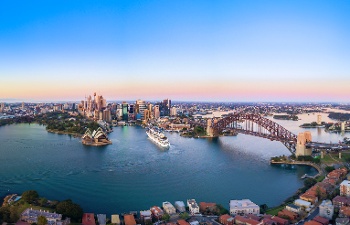 Considering launching or optimizing your ecommerce strategy in Australia this holiday season? Check out these six ways to capture more market share in Australia's cross-border ecommerce market:  hubs.ly/H0-jjwh0

#ecommerce #shipping #logistics #crossborderecommerce