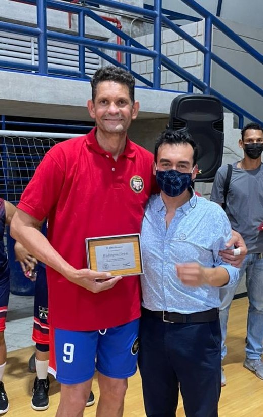 Congratulations and thank you to Washington Vargas being an amazing influence and role model for CNG students and Colombia #GoCondors #CNGBasketball