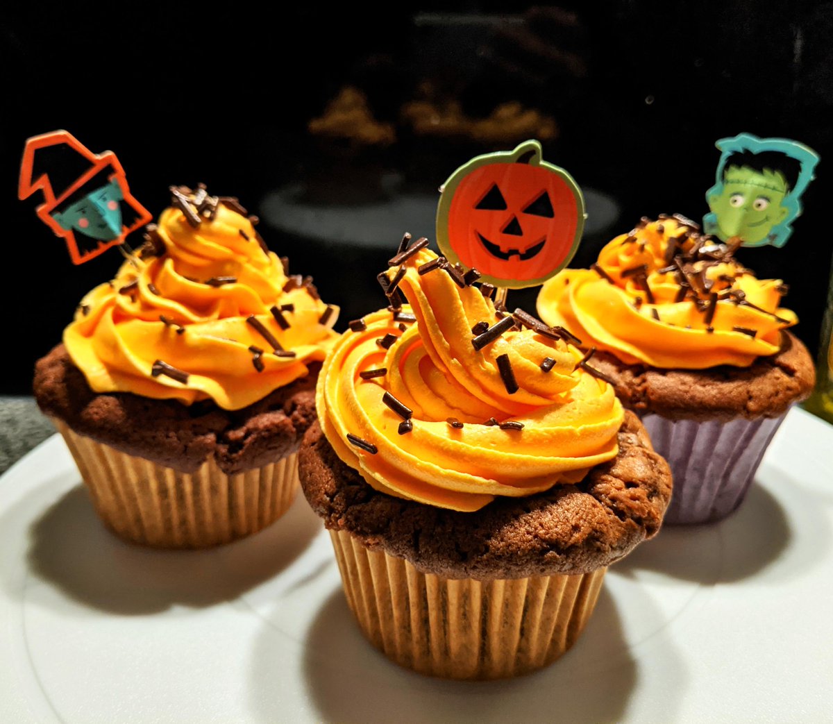 DPSGamesStudio's tweet photo. We've been getting the in spirit! 👻 This week we've had a spooky bake-off... 🧛🎃 🍰 🧟
#halloween #playiseverything #gamedev https://t.co/D0ibr5en0s