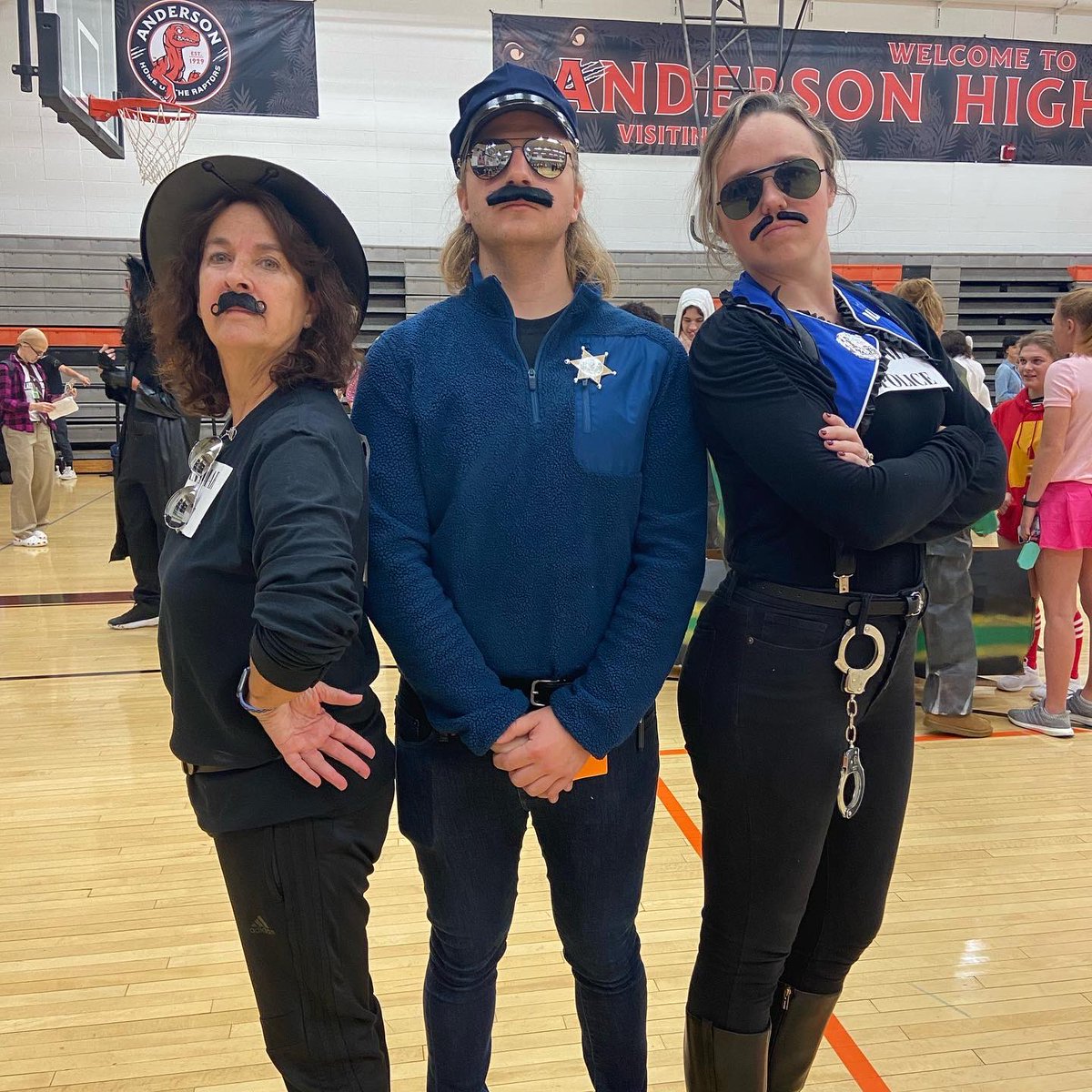 CoachOlson11's tweet photo. AHS grammar police: here to serve and correct. https://t.co/qTp97FdmYX