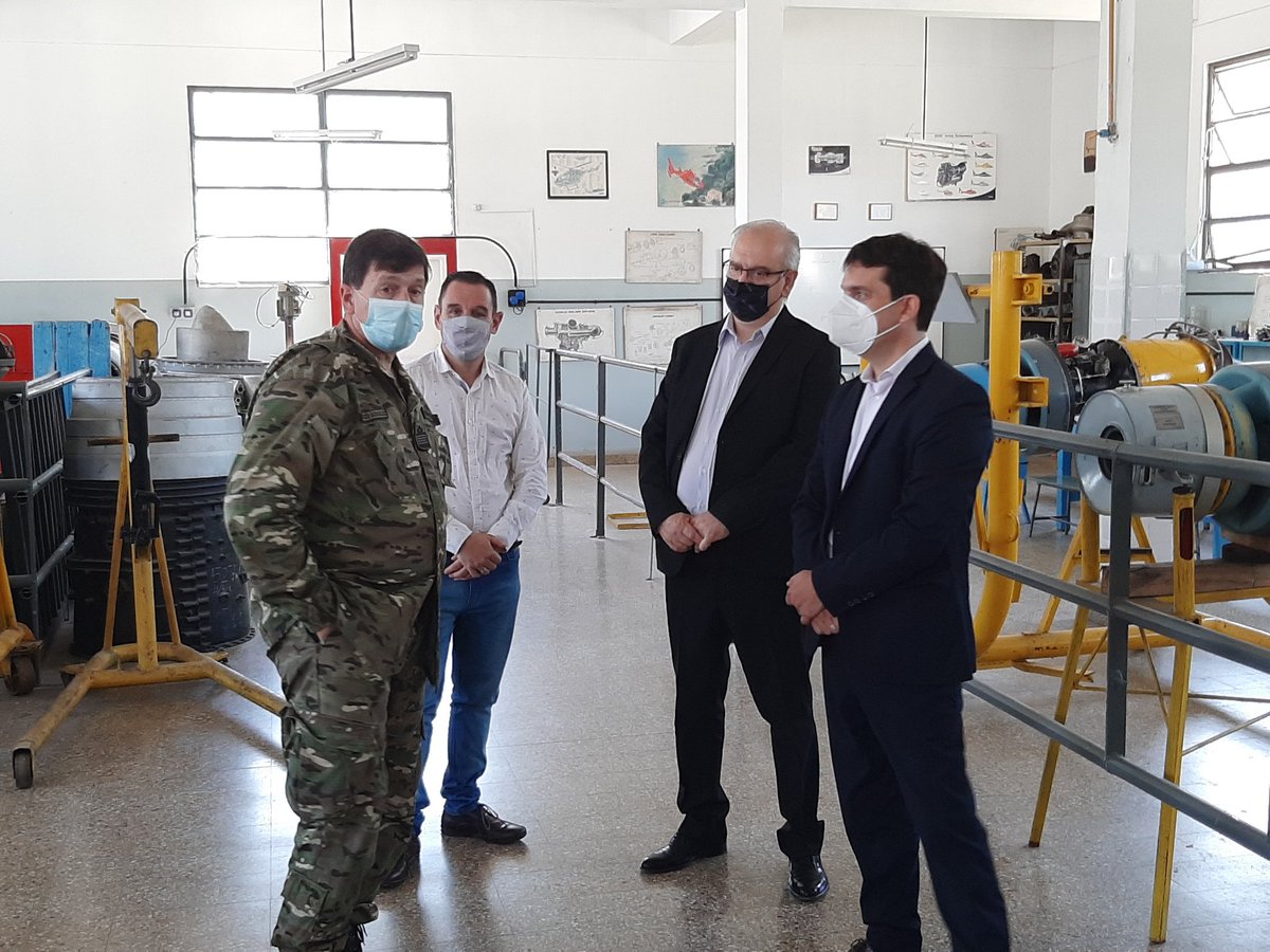 intercargoARG's tweet photo. El presidente Pablo Fernandez Fayolle, el Dtor. de Infra. y Mantenimiento, Adrian Gastaldi y el Gte. de Mant. Alvaro Zeron visitaron el Instituto Nacional de Aviación Civil con motivo de vincularse y conocer el trabajo de esta importante institución educativa.
@FuerzaAerea_Arg https://t.co/EeB8noDc15