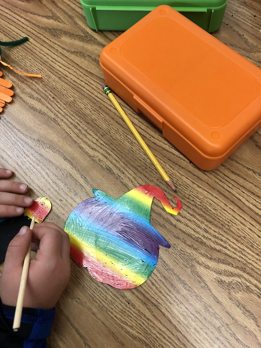 QRSCorrigan's tweet photo. Halloween scratch paper fun @qrbryant https://t.co/9EBCnMYSry