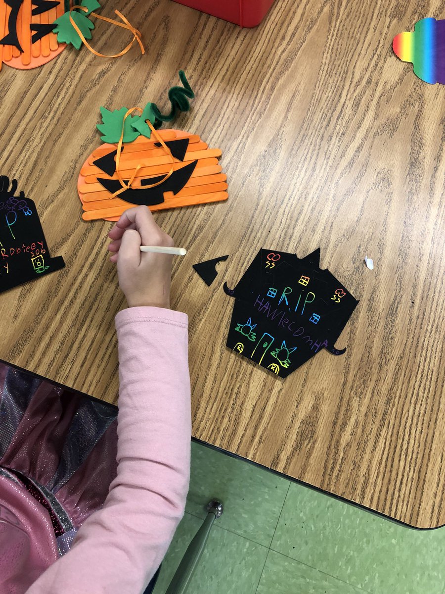 QRSCorrigan's tweet photo. Halloween scratch paper fun @qrbryant https://t.co/9EBCnMYSry