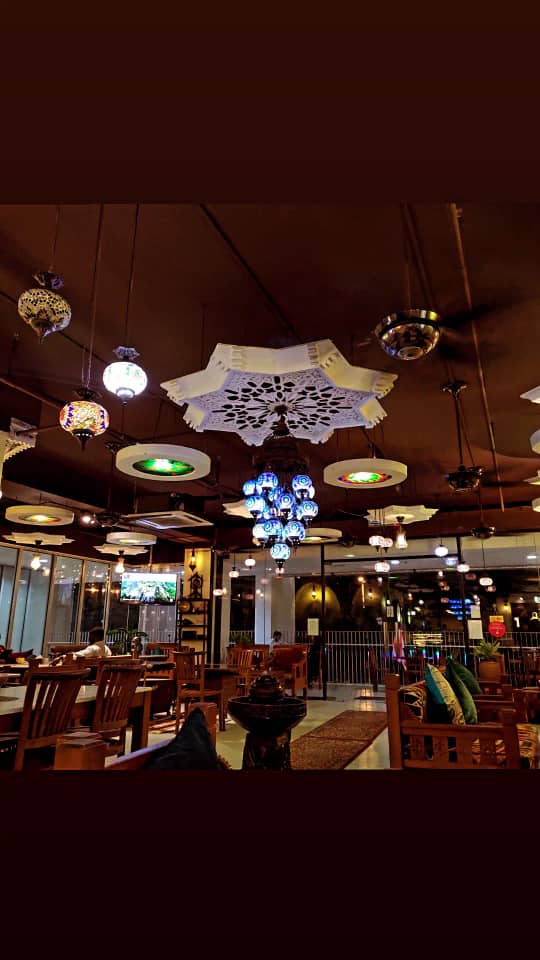 eidinrahman's tweet photo. Stumbled upon tweet @Twt_Cyberjaya about this restaurant &amp; decided to try it. All i can say, the ambiance, the food and the shisha is ✨Superb ✨. Their kunafa is really the main show for tonight. 😍 https://t.co/5HG4oEzNiF