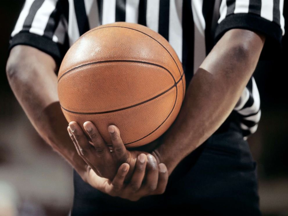 CoachJohnASmith's tweet image. Coaches across TEXAS we are all excited about basketball being back. But I wanted to give major love to our OFFICIALS. We can’t function without you. Thank you for the GREAT job you all do in being guardians of the sport and sacrificing long hour days for us. #RespectRefs 🏀 ✅