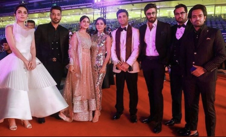 hourlysahad's tweet photo. https://t.co/0u6sIK0DR6