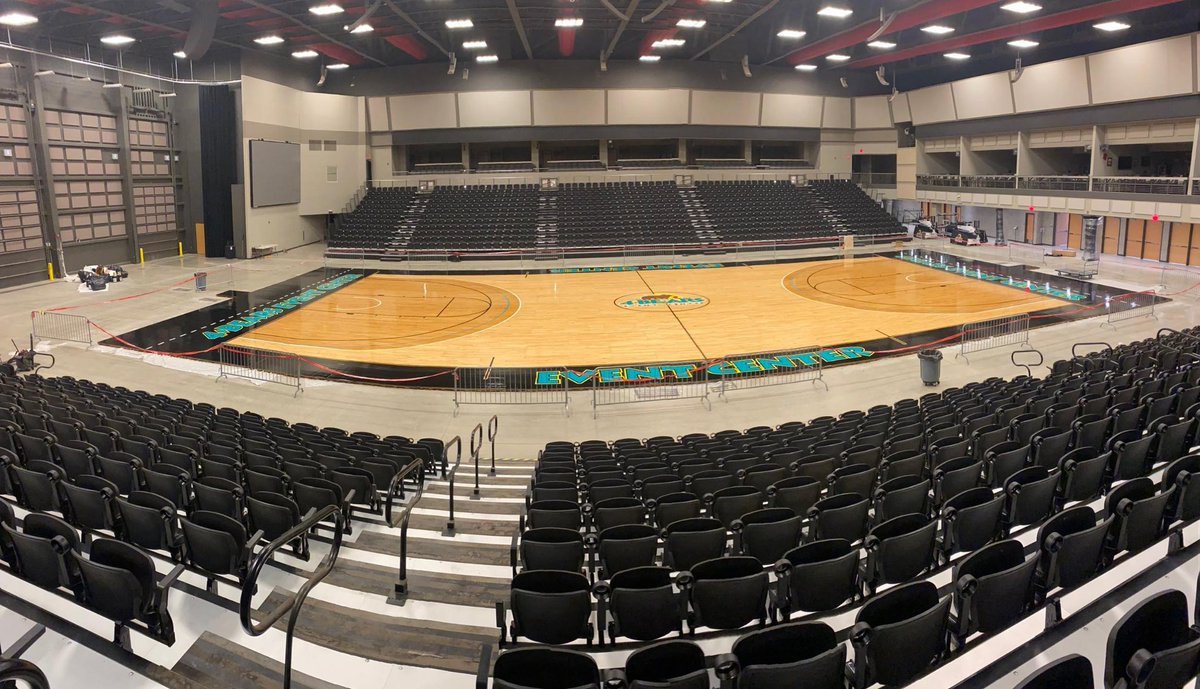 1 Week from today there will be Mon-Dak BASKETBALL!!! The new court <a href="/4BearsCasino/">4 Bears Casino</a> is almost ready to host our 3 day basketball tournament!