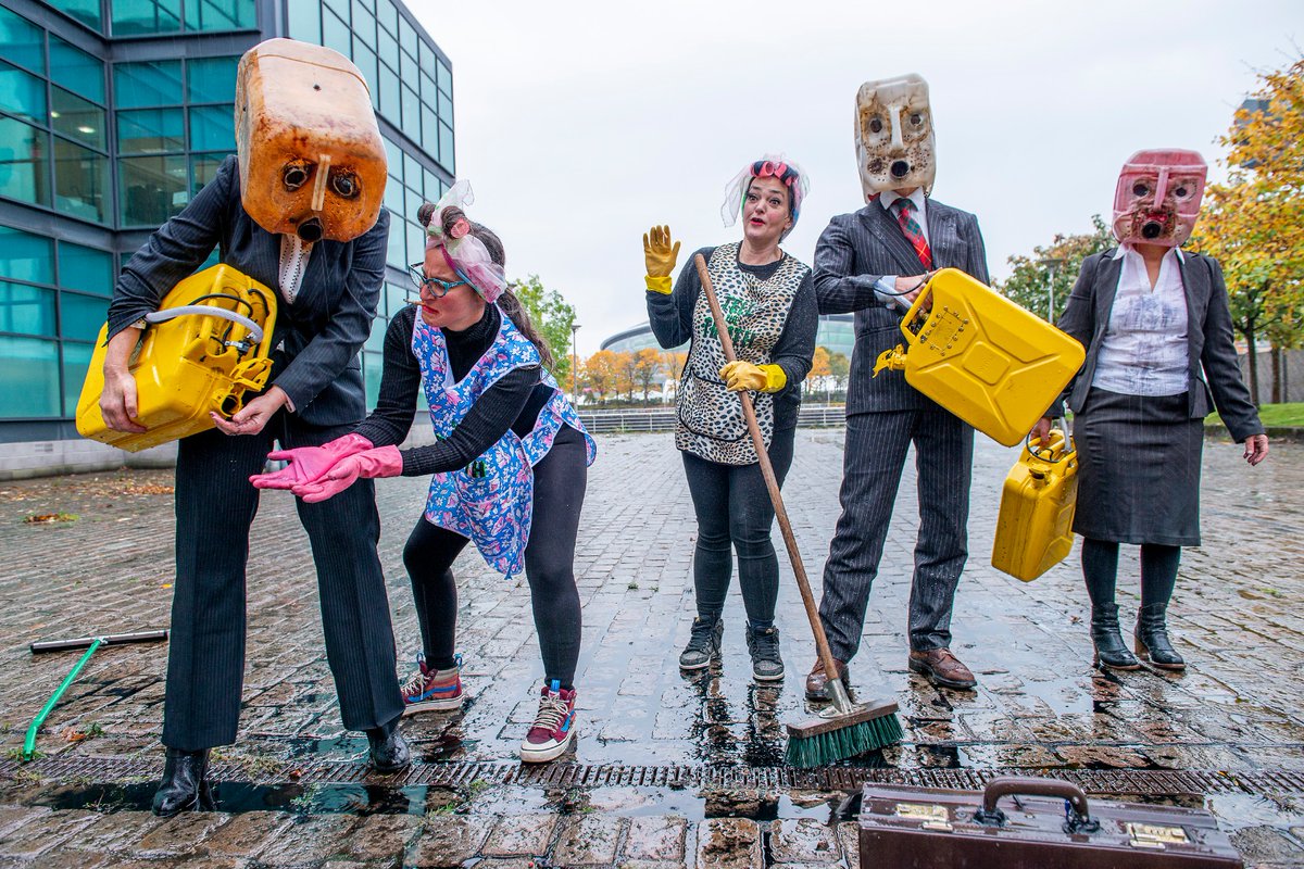 ScotlandXr's tweet photo. Dirty Scrubbers and Petrol Heads at SEC ahead of #COP26 

Gonnae take a whole lotta greenwashing, hen, to get them stains oot! https://t.co/B56y8O614x