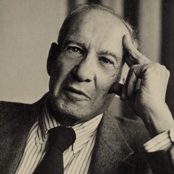 Poesiaitalia's tweet photo. “Gli ascoltatori empatici possono udire persino ciò che viene detto in silenzio. La cosa più importante nella comunicazione è ascoltare ciò che non viene detto“.
Peter F. Drucker https://t.co/XIIVT0cVsP
