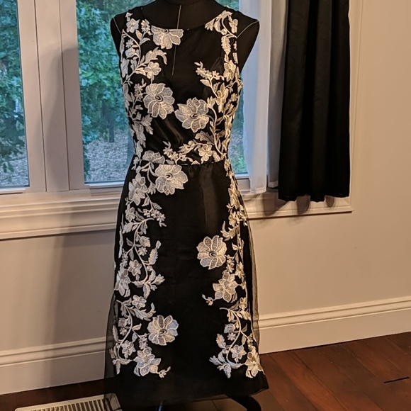 SarahLouisas's tweet photo. So good I had to share! Check out all the items I'm loving on @Poshmarkapp #poshmark #fashion #style #shopmycloset #newyorkcompany #oliviasky #studioone: https://t.co/2rvwl6AnXz https://t.co/gzZ93M3Wcp