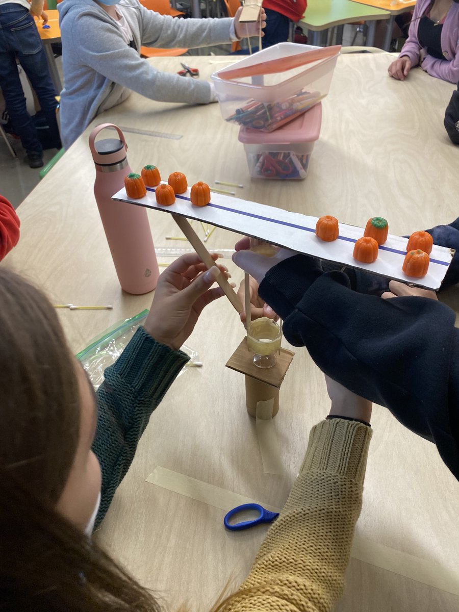 Pumpkin Pedestals are under way!  #Stemchallenge #fall <a href="/mcmspartans/">@MCMSpartans</a>