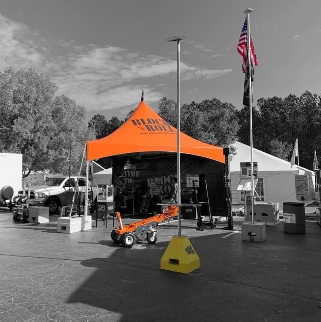 block_roll's tweet photo. โบ Blocking efficiently makes you stand out
#orangeyouglad #blockandroll #blockresponsibly #nowaterbarrels #tents #tentrental #tentballast #eventprofs #Friday https://t.co/ADRqeqipMS
