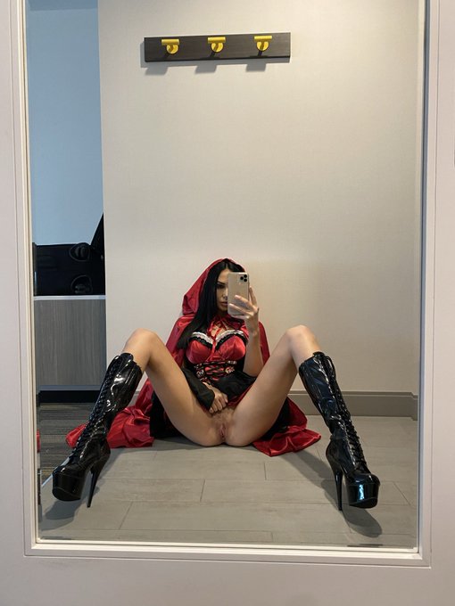 Little red ❤️ https://t.co/lAbalX7r6S