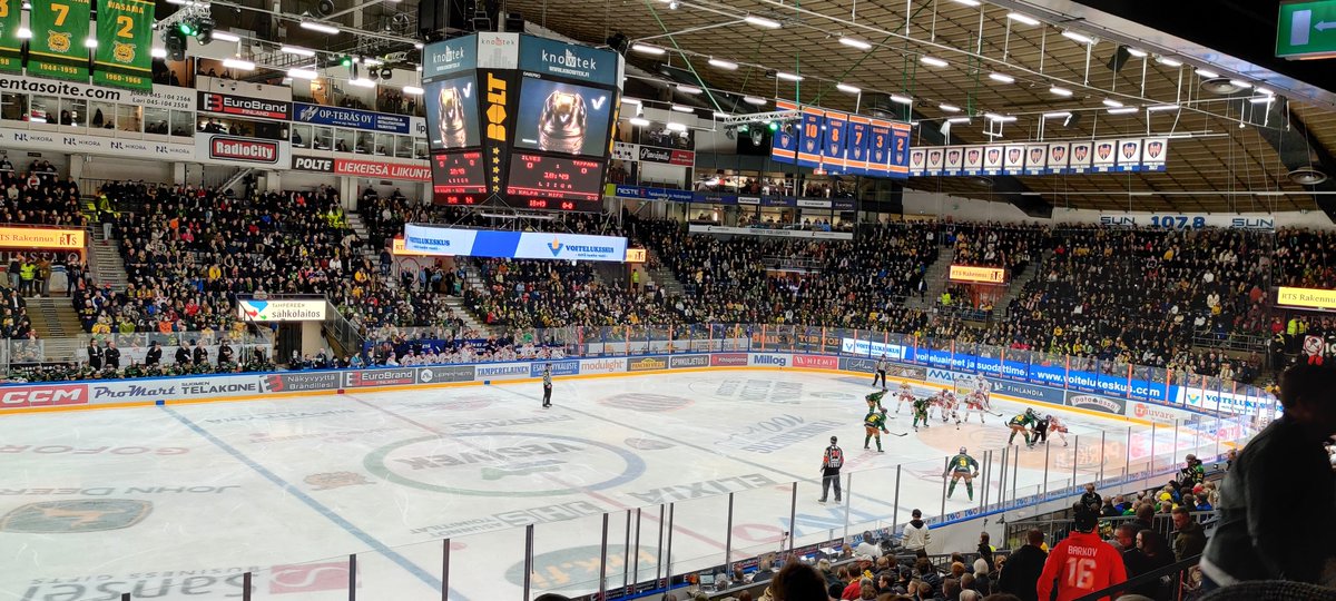 _Karski_'s tweet photo. Viimeistä viedään. #tappara #ilves #hakametsa https://t.co/VHwdRlsiL5