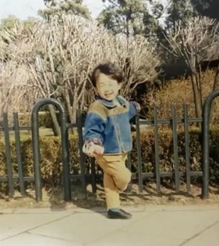 2FoOoxluv's tweet photo. 아기 준호 클린 ver. https://t.co/gkI8K8k64O