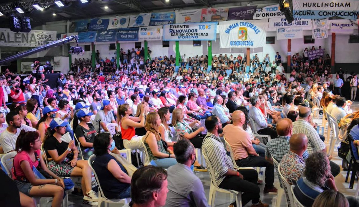 _Eduardo_Diaz's tweet photo. PLENARIO DE LA MILITANCIA 
#PlenarioPBA en Merlo ✌️ https://t.co/sOh7ZdnYjs