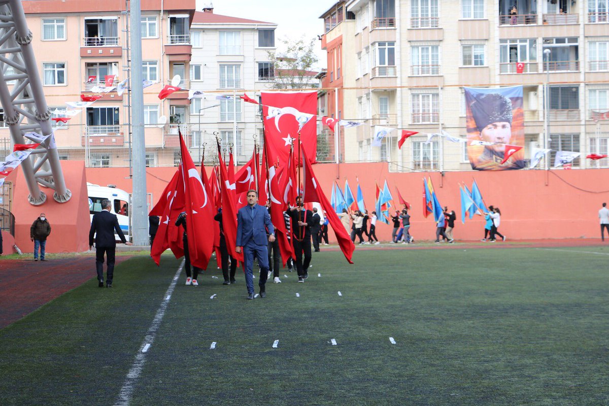 29 Ekim Cumhuriyet Bayramı Kutlama Töreni Avcılar Firüzköy Atatürk Stadyumu’nda Halkımızın da katılımıyla gerçekleştirilmiştir.

<a href="/memleventyazici/">Levent Yazıcı</a> <a href="/avcilarkaymakam/">Avcılar Kaymakamlığı</a> @cevatdrvs