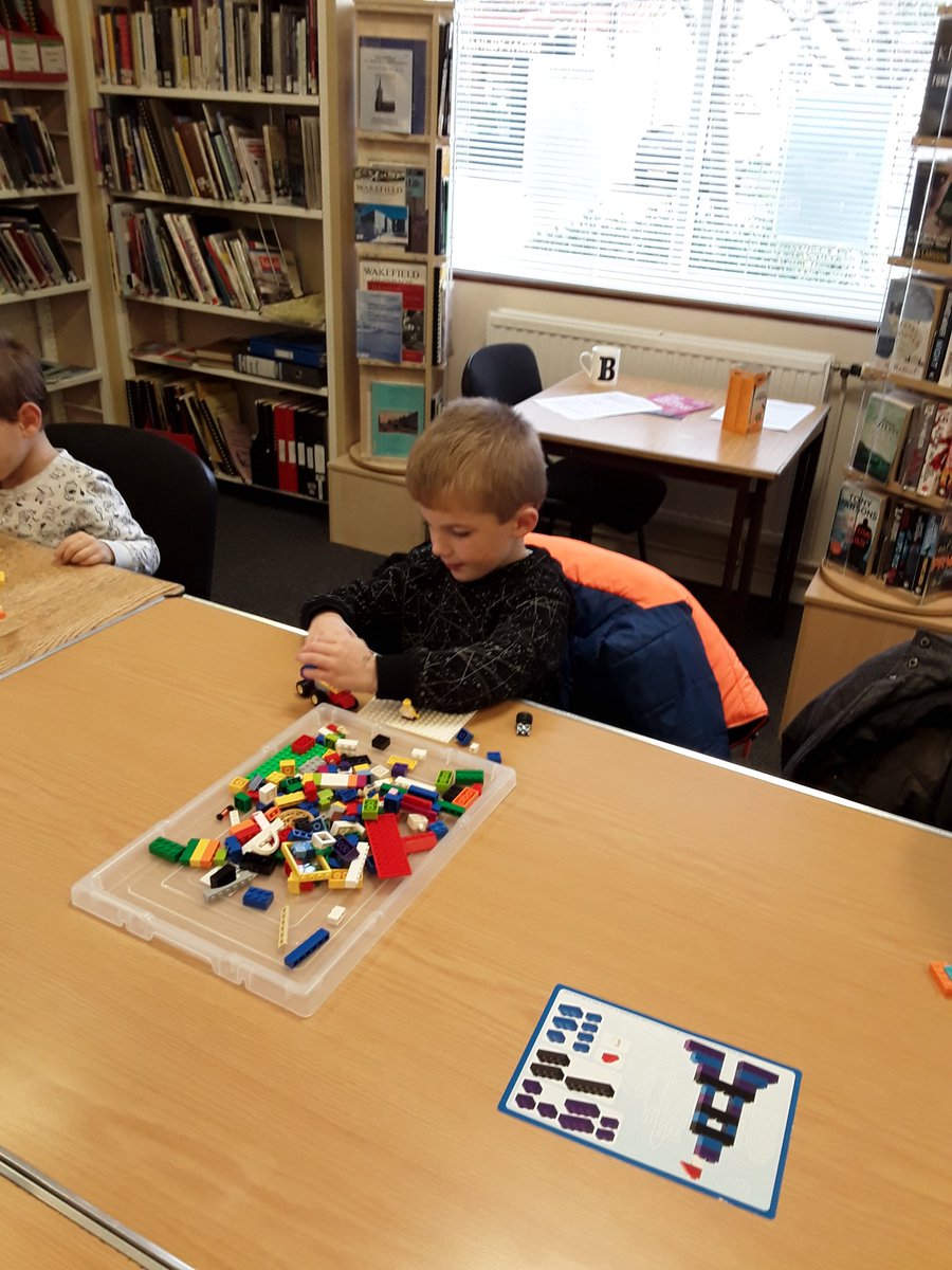 WFlibraries's tweet photo. Lots of concentration this afternoon at our #LegoSession at #StanleyLibrary #WFlibraries #WordFestWFD #MakeWordsCount https://t.co/pTikf2Y167