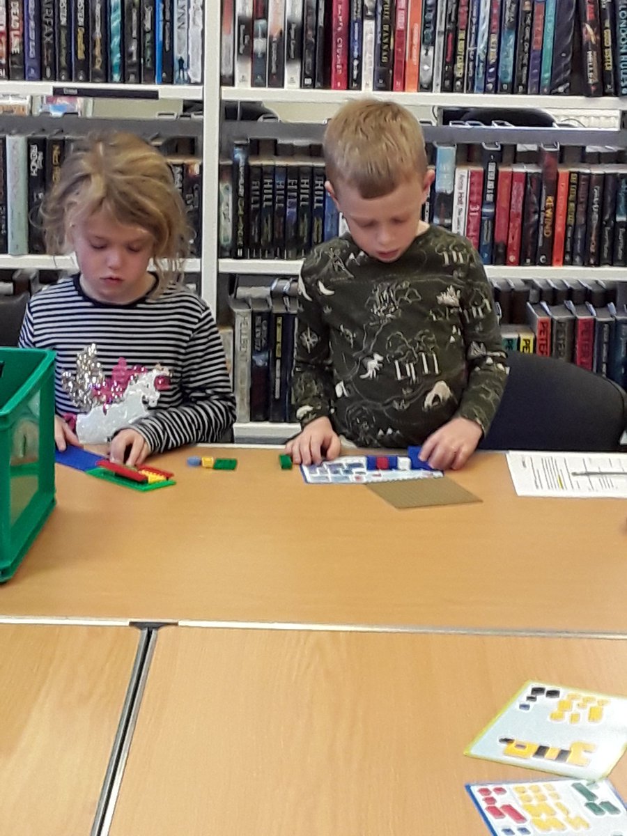 WFlibraries's tweet photo. Lots of concentration this afternoon at our #LegoSession at #StanleyLibrary #WFlibraries #WordFestWFD #MakeWordsCount https://t.co/pTikf2Y167