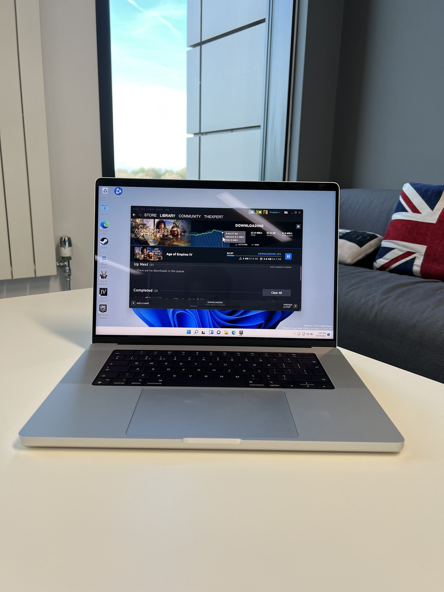 macbook pro 16 windows 11
