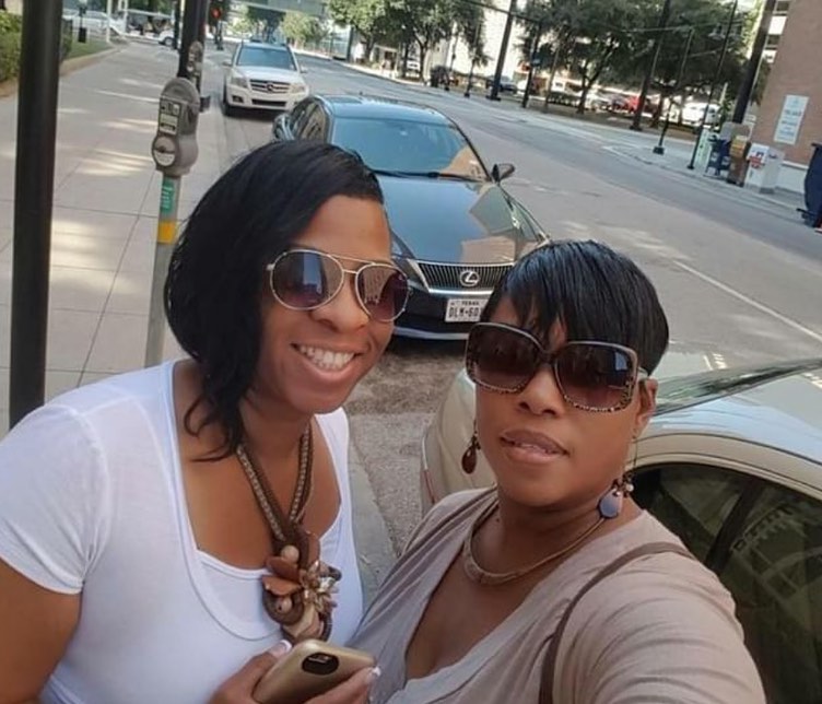 travelitisgroup's tweet photo. We wanted to take some time today to shout out some other entrepreneurs we love, support, or simply identify with their movements. 

Please show some love to @soca_nation @beatsbymykel @conversations_with_lamp…

📸 https://t.co/b5PrjAdyHC via https://t.co/mAwAE2648z https://t.co/rI74zKdmWw