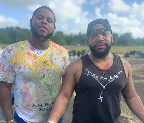travelitisgroup's tweet photo. We wanted to take some time today to shout out some other entrepreneurs we love, support, or simply identify with their movements. 

Please show some love to @soca_nation @beatsbymykel @conversations_with_lamp…

📸 https://t.co/b5PrjAdyHC via https://t.co/mAwAE2648z https://t.co/rI74zKdmWw