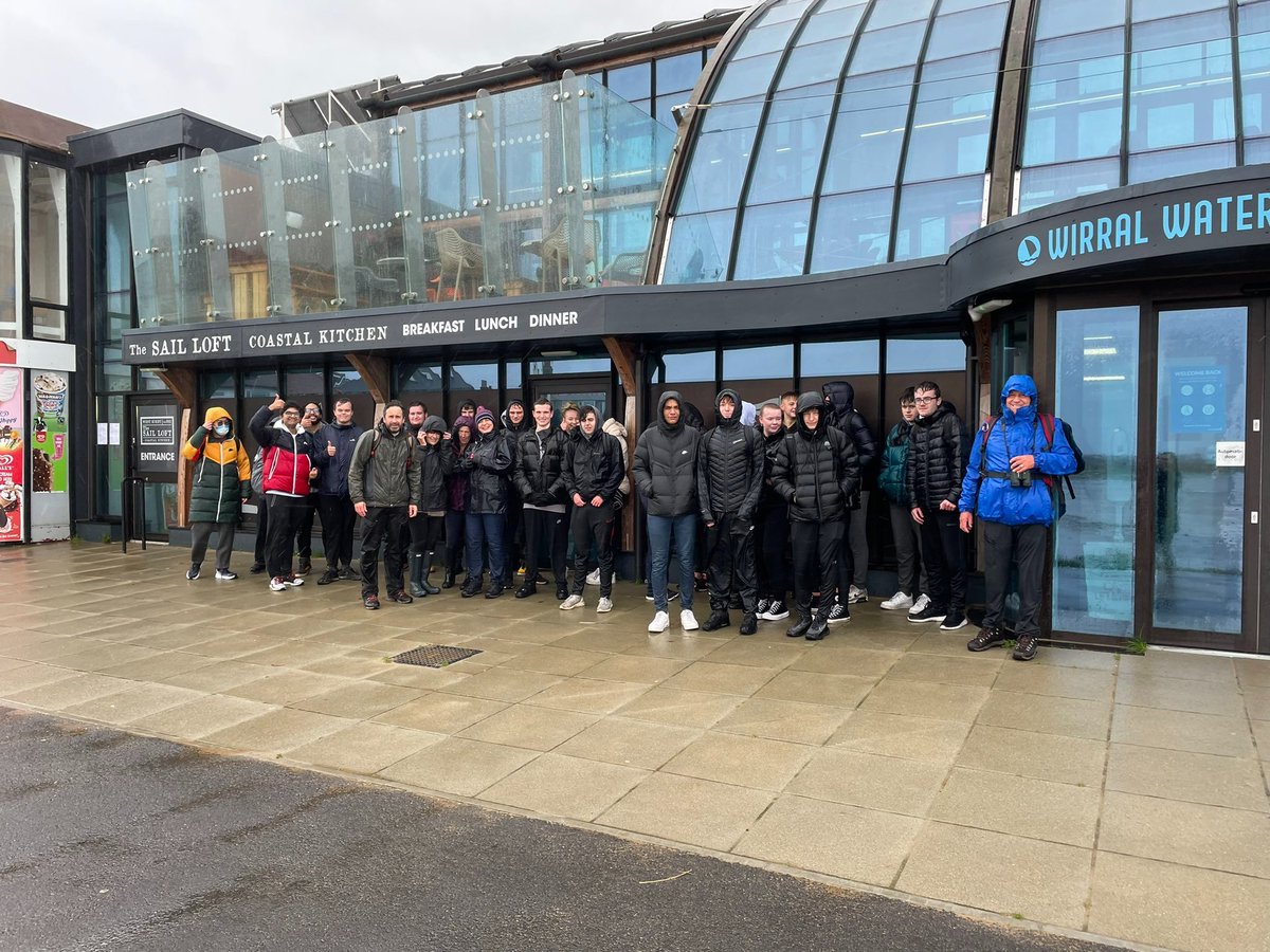 crbarlow23's tweet photo. A @freshwalks and @ProLiverpool inspired walk to Hilbre Island for @UoLManSchool students saw some insane weather cut it short today but great fun none the less. Nothing like a bit of hail and wind to build the resilience. Well done to all the students. https://t.co/0LnKe5Nla3
